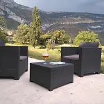 シャレー La Estiva *